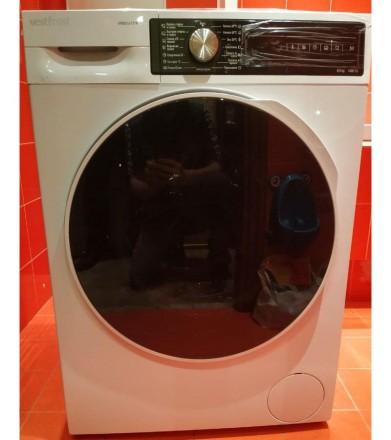 Стиральная машина с сушкой Vestfrost VFRD814T31W