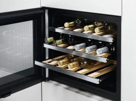 Холодильник ELECTROLUX erw0670a Холодильник ELECTROLUX erw0670a