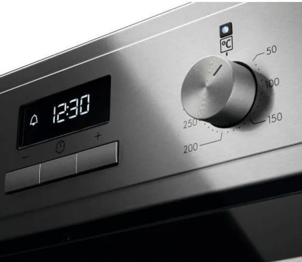 Встраиваемый электрический духовой шкаф Electrolux EOD3H70X