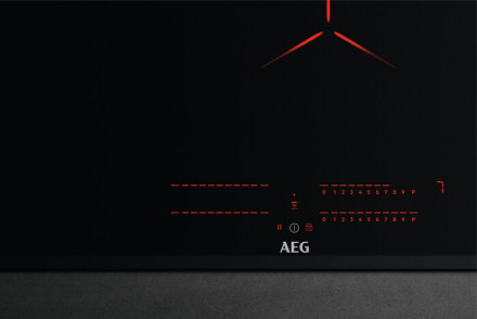 Встраиваемая индукционная варочная панель AEG IPE 84531 FB Встраиваемая индукционная варочная панель AEG IPE 84531 FB